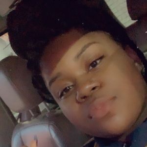 Meet your Posher, Shania